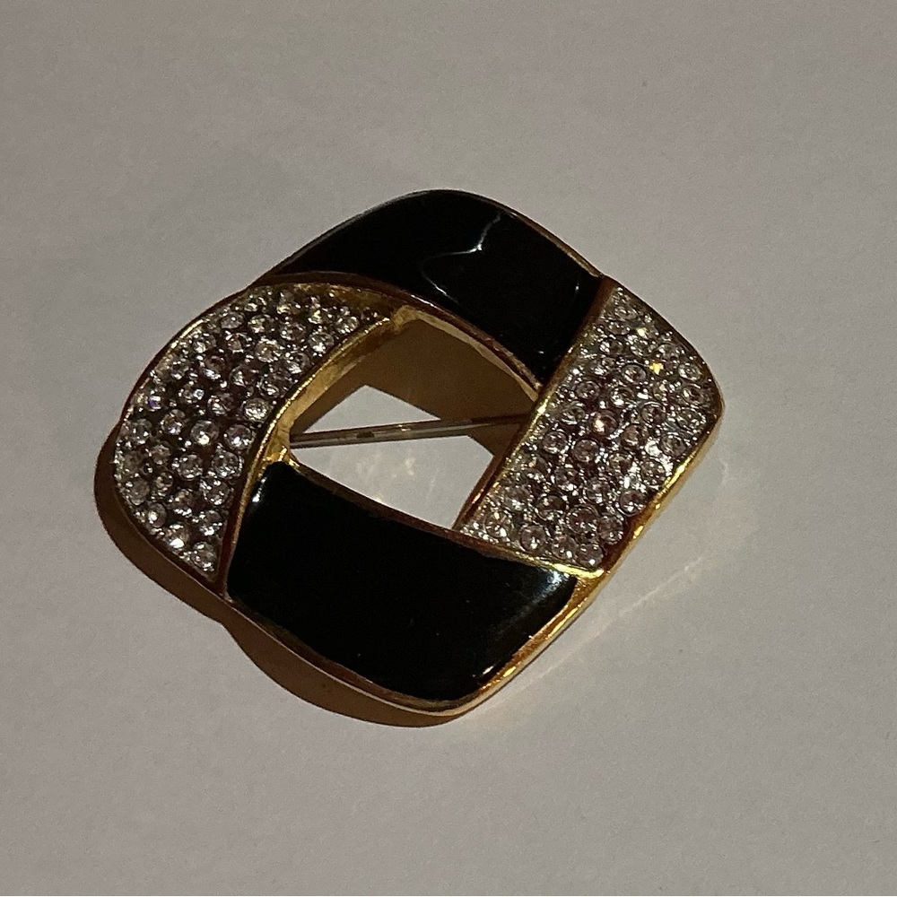 Vintage Butler Elegant Black and Gold Brooch with Crystals